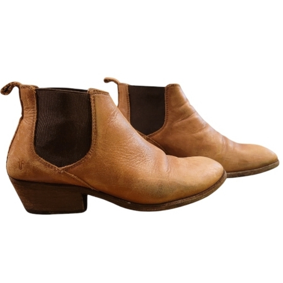 Frye Carson Chelsea Cognac Brown Leather Ankle Booties Size 9 - Picture 4 of 9